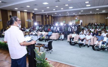 मुख्यमंत्री श्री हेमन्त सोरेन की उपस्थिति में स्कूली शिक्षा एवं साक्षरता विभाग तथा एचसीएल टेक के बीच  "टेक बी " कार्यक्रम  के लिए हुआ एमओयू