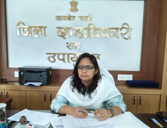 जिले में धरती आबा जनजातीय ग्राम उत्कर्ष अभियान  का शुभारंभ 15 जून से