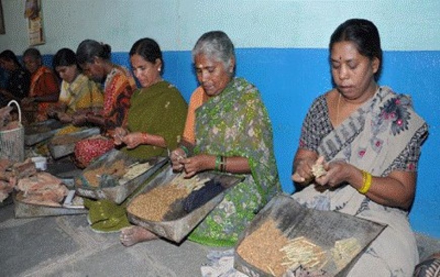 श्रम कल्याण योजनाओं से भारत भर में 50 लाख से अधिक असंगठित श्रमिकों को सहायता मिलेगी