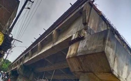 मधुपुर में अधूरा ओवर ब्रिज भी बनता जा रहा है शहर में बढ़ रहे सड़क दुर्घटनाओं के खतरे का एक कारण