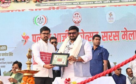 देवघर में पलाश आजीविकोत्सव सरस मेला–2026 का भव्य उद्घाटन, 24 जिलों व 7 राज्यों की दीदियों ने सजाए स्टॉल